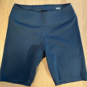 Uniqlo Women's Dark Blue Bike Shorts